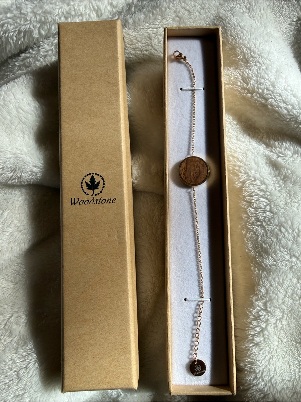 WOODSTONE Women's Brown Woodstone Disk Bracelet in Gold Chain